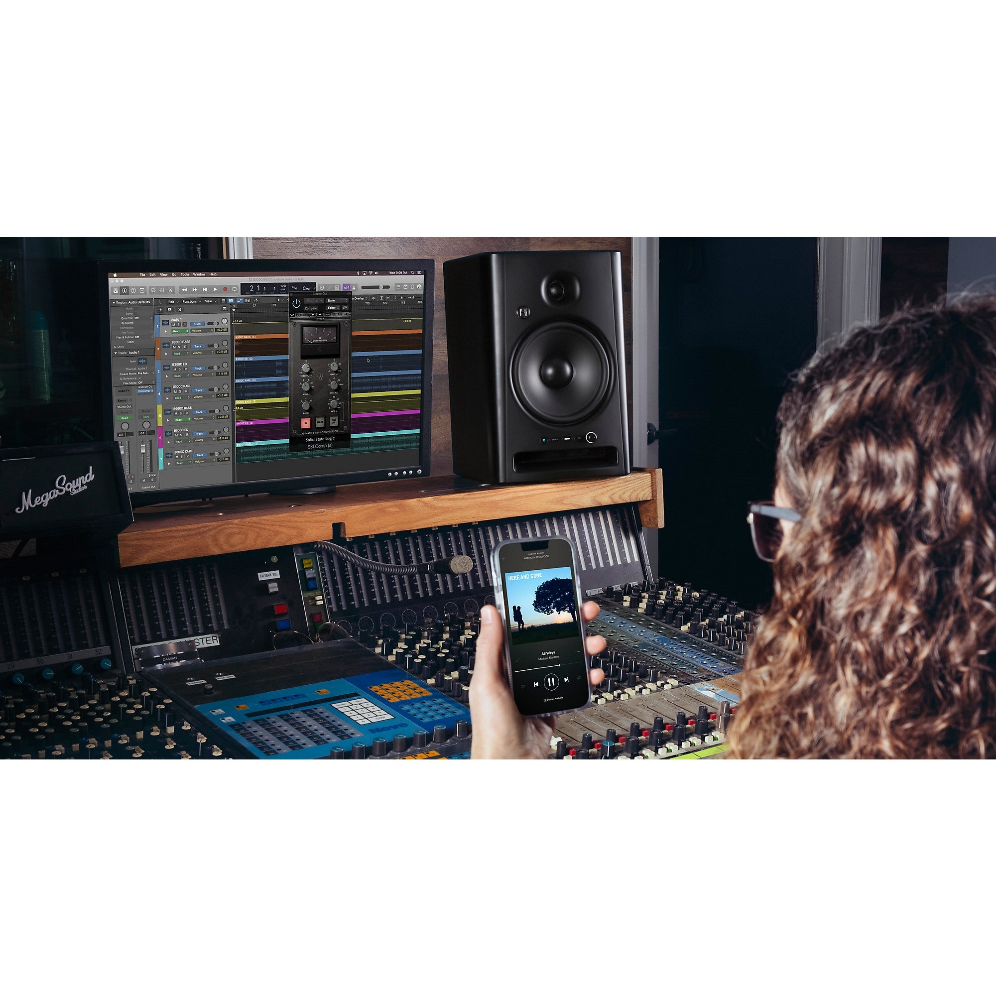 Harbinger VARI SM505 5-inch Studio Monitor With 3-Voice DSP and Bluetooth