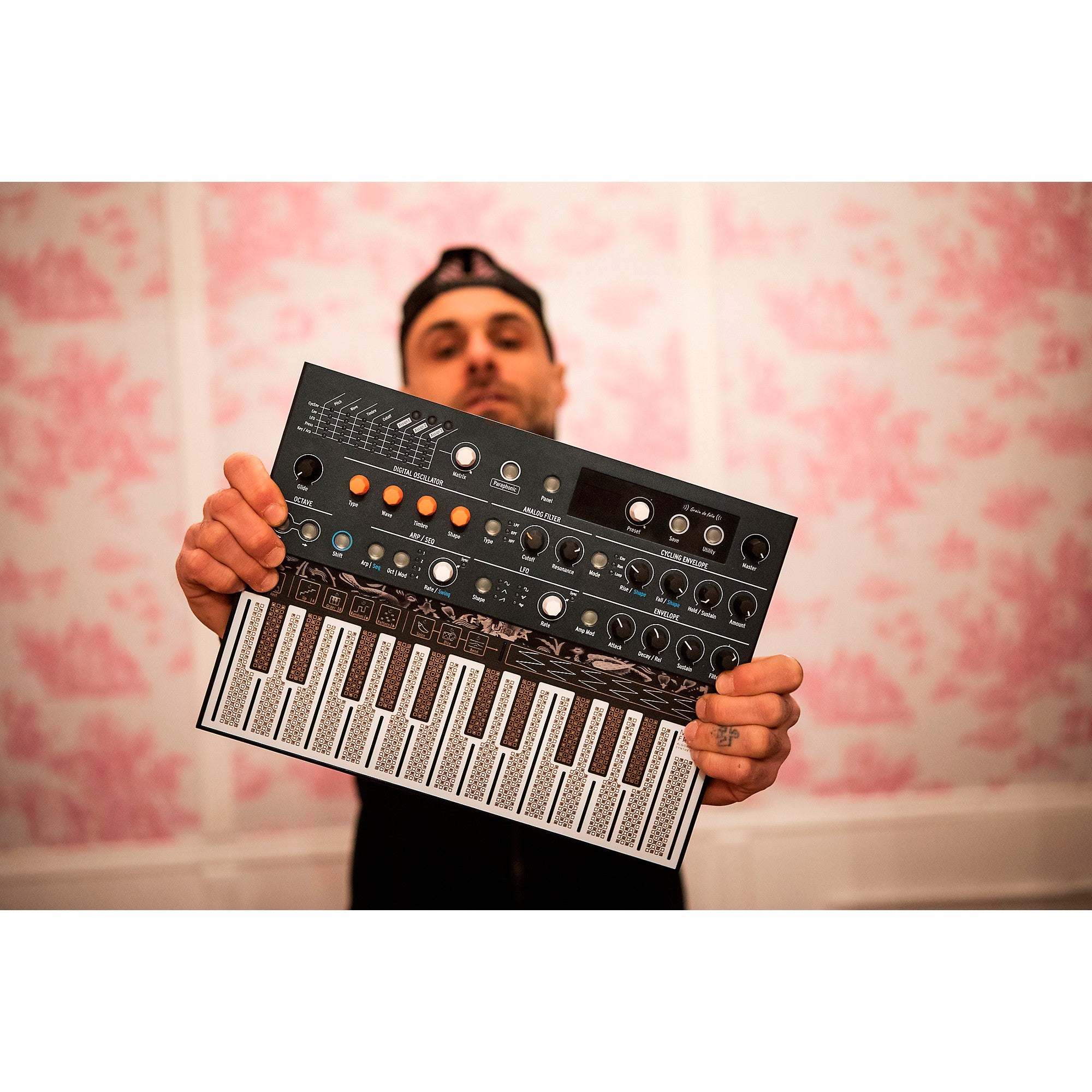 Arturia MicroFreak Hybrid Synthesizer