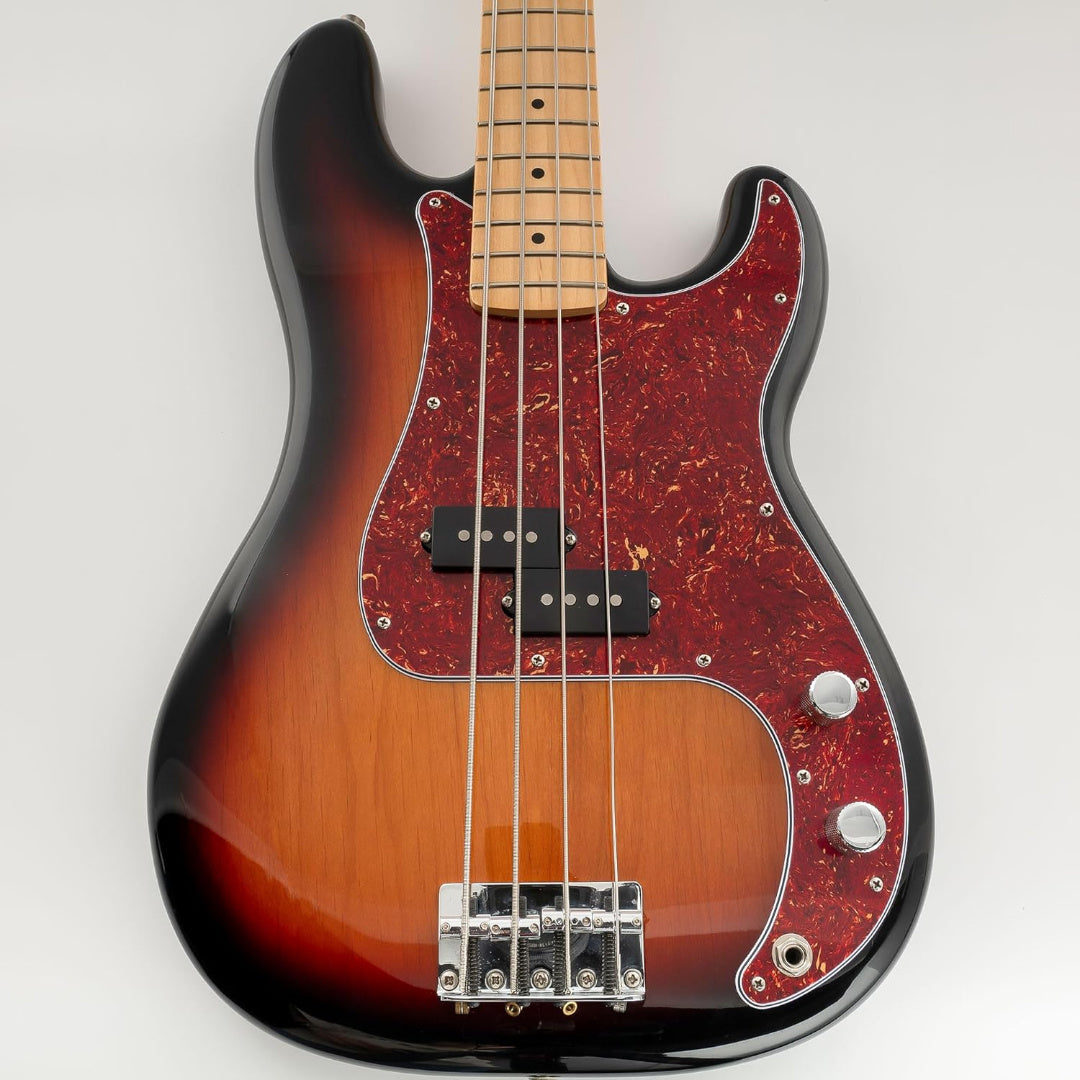 LW Essentials® Basic Modern Style Precision Bass Pickguard 13 Hole