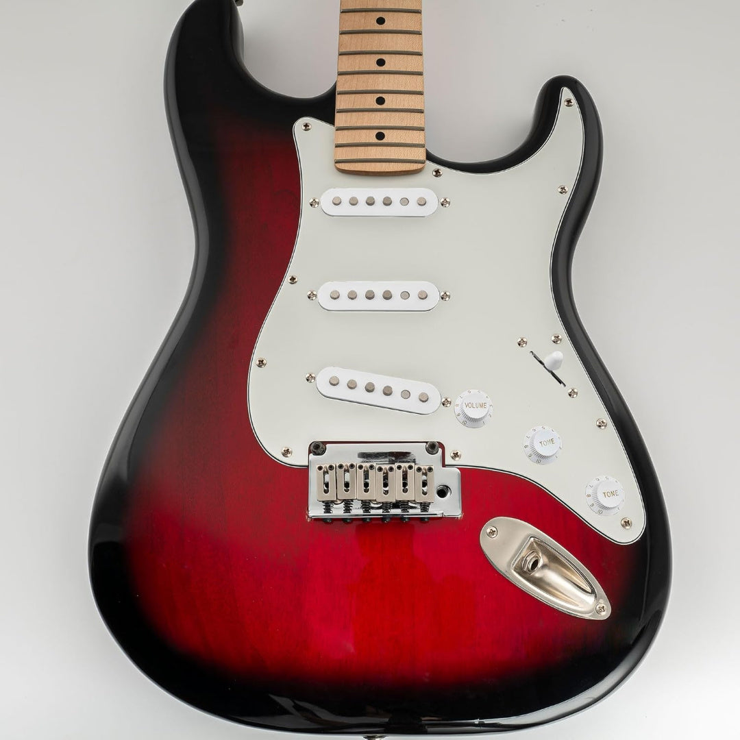 LW Essentials® Basic Stratocaster SSS Pickguard 11 Hole
