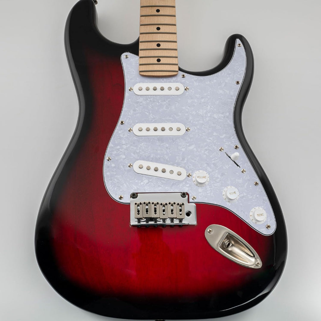 LW Essentials® Basic Stratocaster SSS Pickguard 11 Hole